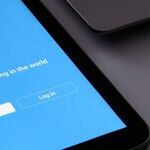 Time for a Mass Exodus From Facebook and Twitter