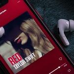 The Taylor Swift Movie Is the Collective Effervescence We Need