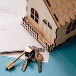 A New Real Estate Agent Questions Her Decision