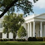 The Awkward Silences in the White House Speak Volumes