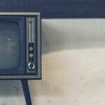LYNDA HIRSCH ON TELEVISION -- GOSSIP