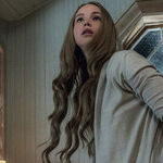 'Mother!': Jennifer Lawrence in a Misconceived Horror Pic From Darren Aronofsky