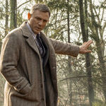 'Knives Out': Daniel Craig, Toni Collette and Chris Evans in a Throwback Whodunit