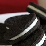 From Oreos to Apples: a Savvy Guide to Raising Healthy Eaters
