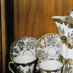 Hot Chocolate Pots Spouts Are Short and Stout