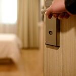 A Guide for How to Be a Gracious Houseguest