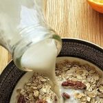 Ask Me Anything: Pet Hair, Almond Milk Expiration and Window Heat