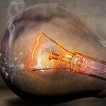 Dollar-Store Lightbulbs, Free Windshield Repair and More Reader Tips