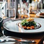 My Entertaining and Flamboyant Boyfriend Is Also Hollow