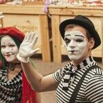 My Younger Brother Wants to Mime for Money