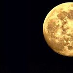 Moon of the Magic Mirror
