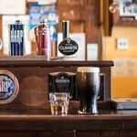 A Columnist Walks Into a Bar, and There's No One There