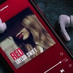 Taylor Swift Should Run Everything