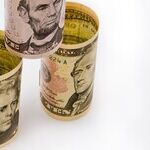 Weak Dollar Won't Make America Great Again