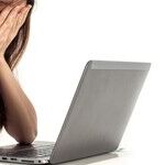 A Sister's Insult on a Social Network