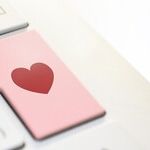 Online Dating Lets Women Make the First Move